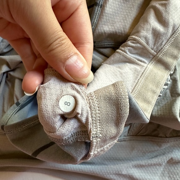 Lululemon Tank - Picture 3 of 5